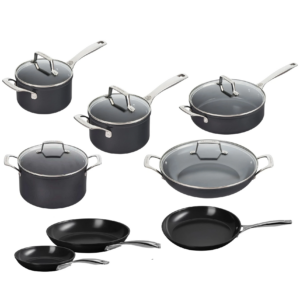 Pannenset antikleef PFAS vrij - Le Creuset Essential Ceramic - 8 delige set